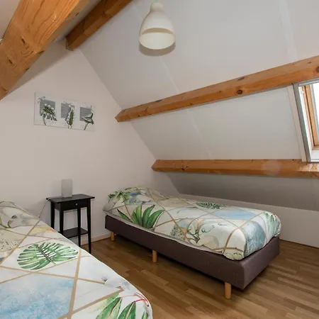 Daire Zaanse Rietveld Logies Alphen aan den Rijn