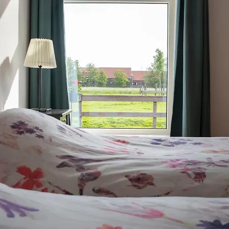 Zaanse Rietveld Logies * Alphen aan den Rijn