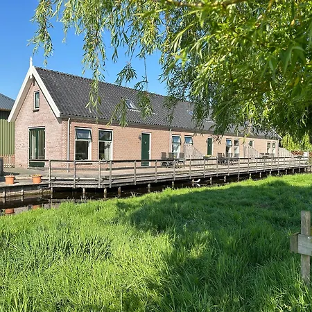 Zaanse Rietveld Logies *